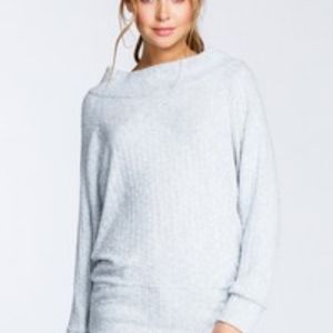 Off shoulder Sweater